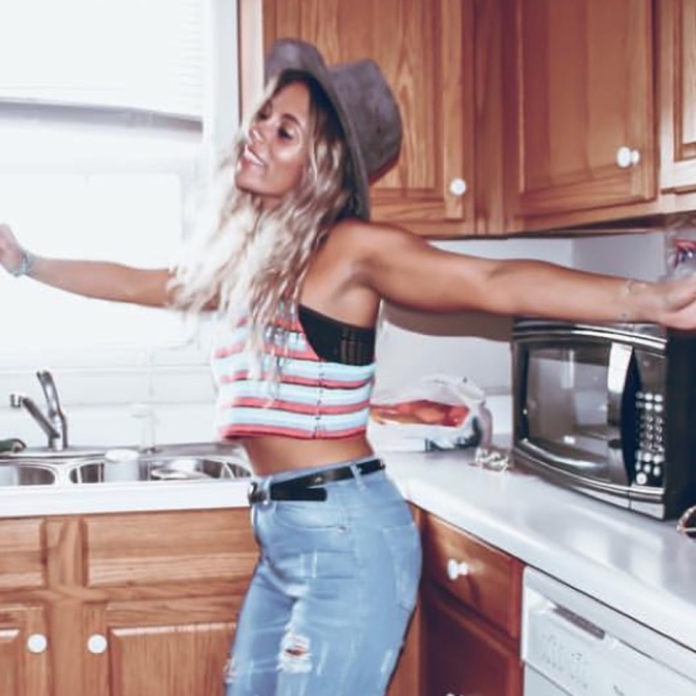 Meet your Posher, Rachel